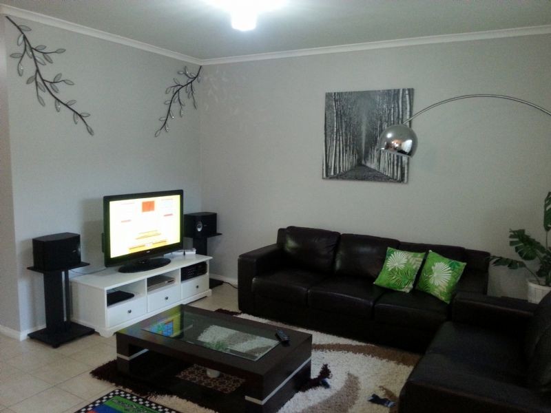 34 Sheoke Grove, Cairnlea VIC 3023