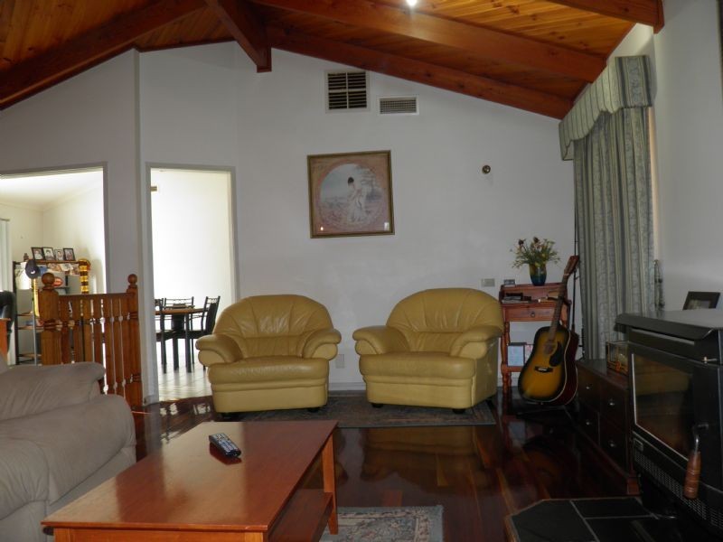 31 Kiparra Close, St Albans VIC 3021