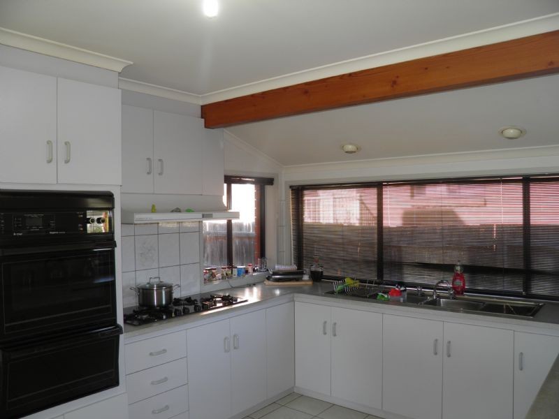 31 Kiparra Close, St Albans VIC 3021