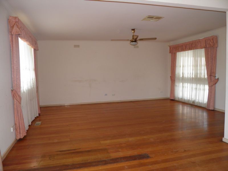 1/21 BIGGS STREET, St Albans VIC 3021