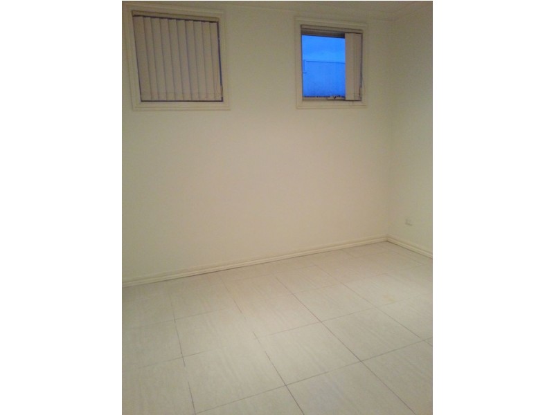 7/2 McArthur Avenue, St Albans VIC 3021