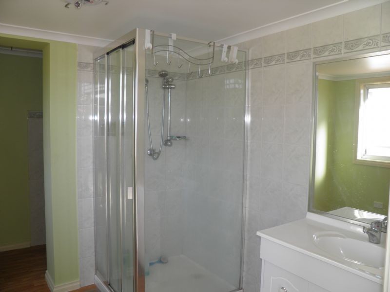 21 Baguley Crescent, Kings Park VIC 3021