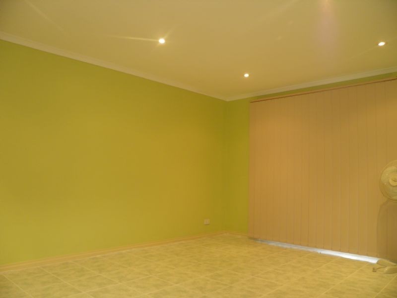 21 Baguley Crescent, Kings Park VIC 3021