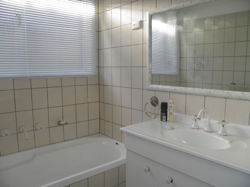 39 Moffat Street, St Albans VIC 3021