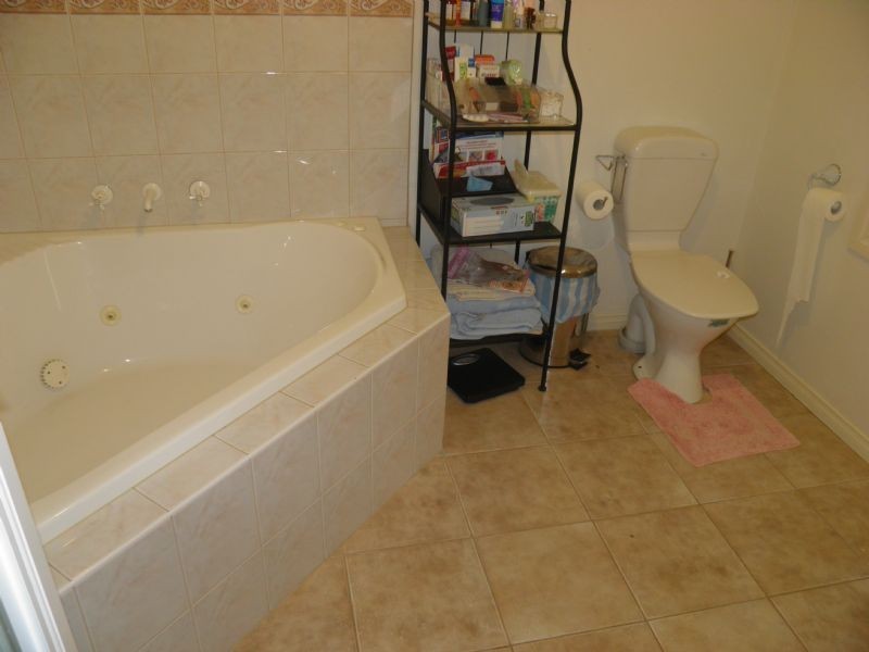22 Sullivan Road, Cairnlea VIC 3023