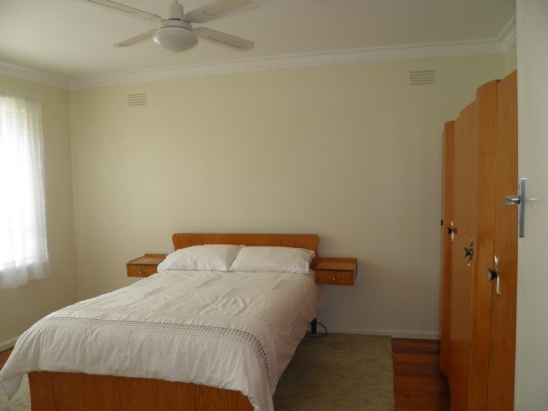 13 Southwold Street, St Albans VIC 3021