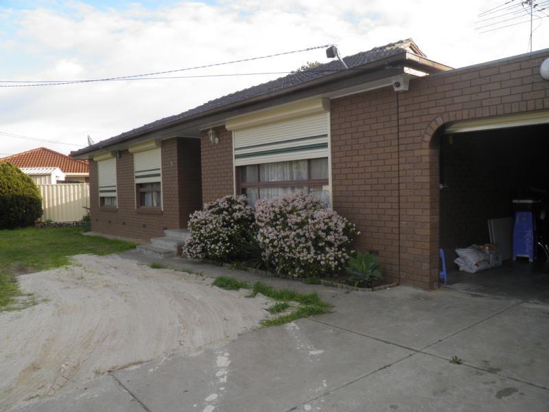 1 Chorley Place, Kings Park VIC 3021