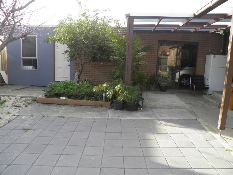 1 Chorley Place, Kings Park VIC 3021