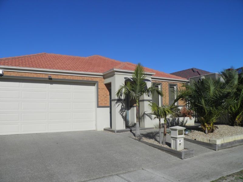 18 Playhouse Avenue, Cairnlea VIC 3023