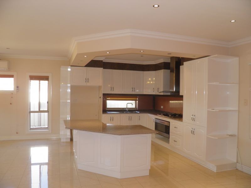 18 Playhouse Avenue, Cairnlea VIC 3023