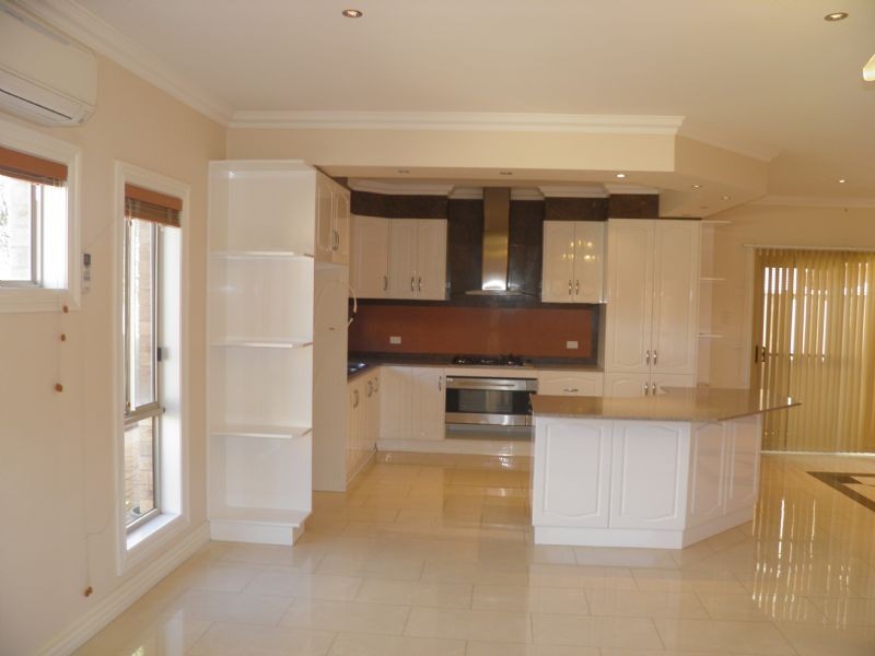 18 Playhouse Avenue, Cairnlea VIC 3023