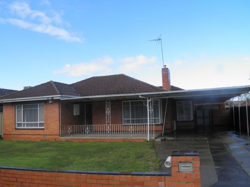 19 Henry Street, St Albans VIC 3021