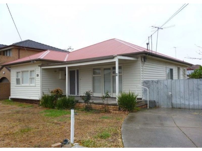 15 Beaver Street, St Albans VIC 3021