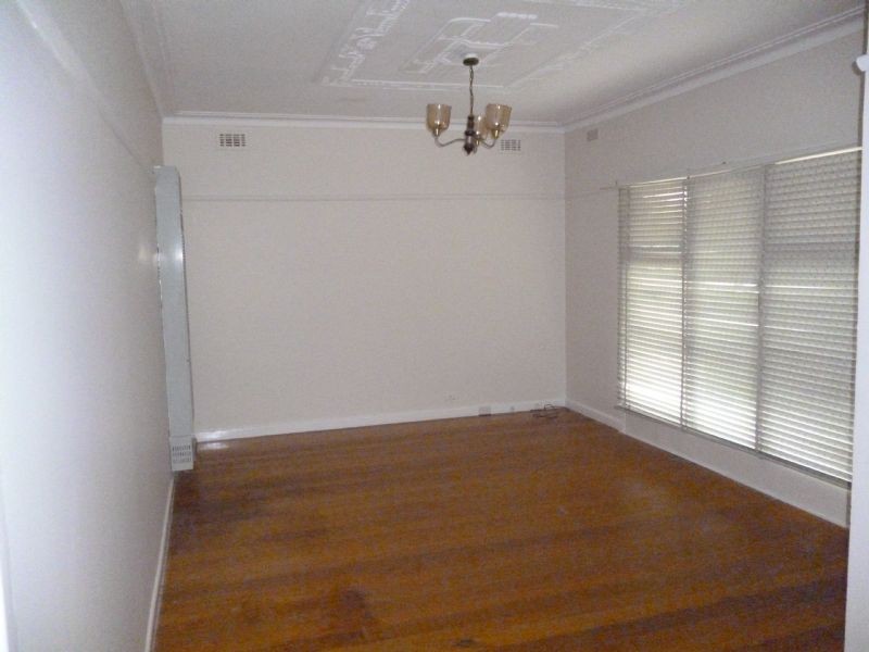 15 Beaver Street, St Albans VIC 3021