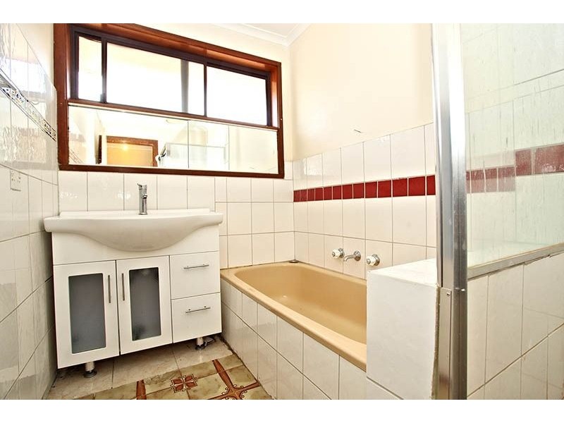 80 Atheldene Drive, St Albans VIC 3021