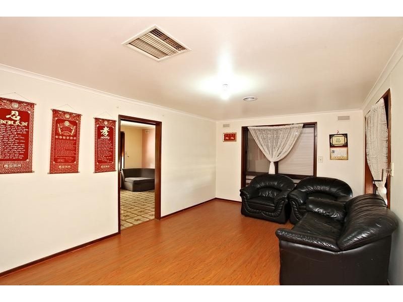 80 Atheldene Drive, St Albans VIC 3021