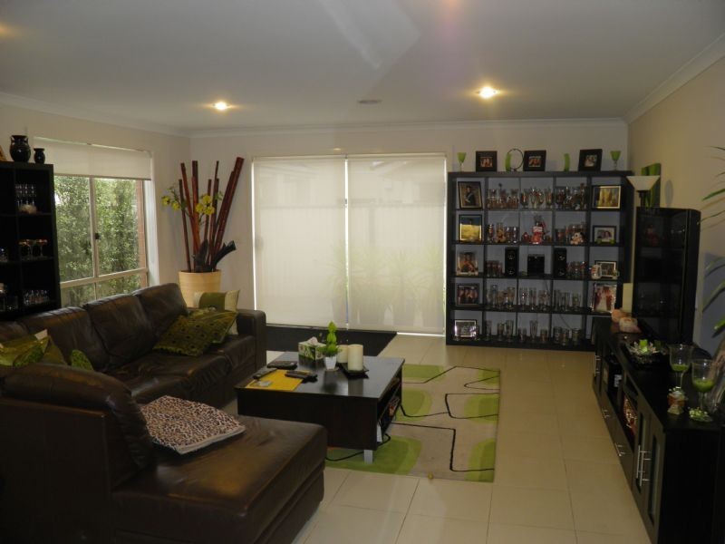 16 Moondani Avenue, Cairnlea VIC 3023