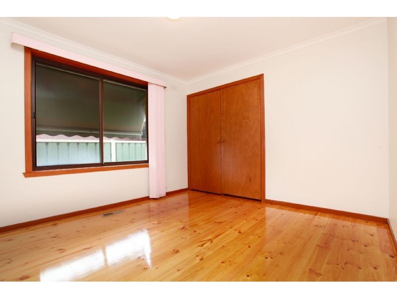 23 GUM ROAD, Kings Park VIC 3021