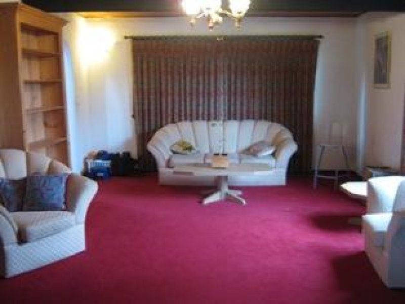 21 Riverside Avenue, Keilor VIC 3036