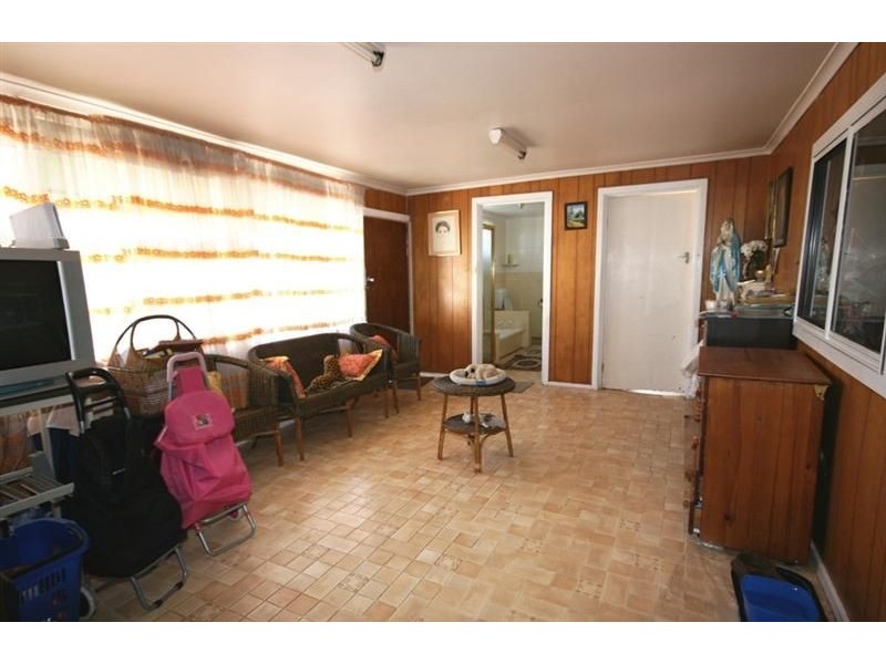 17 Theodore Street, St Albans VIC 3021