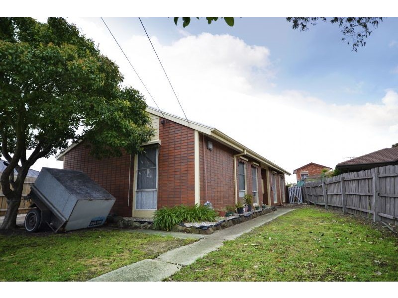 5 Annetta Court, Albanvale VIC 3021