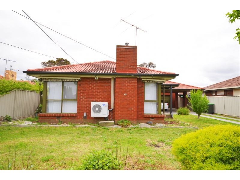 20 Clover Avenue, St Albans VIC 3021