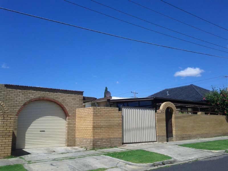 30 Washington Street, St Albans VIC 3021