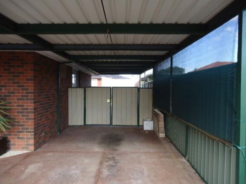 48 Aldergate Crescent, Kings Park VIC 3021