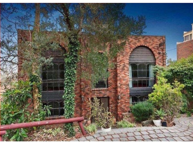 21 Riverside Avenue, Keilor VIC 3036