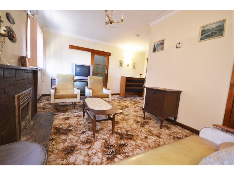 17 Ivanhoe Avenue, St Albans VIC 3021