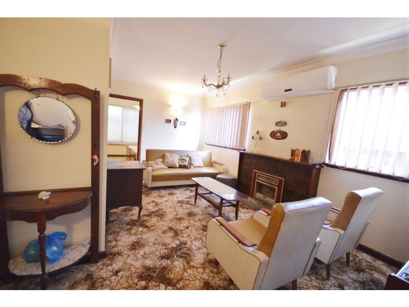 17 Ivanhoe Avenue, St Albans VIC 3021