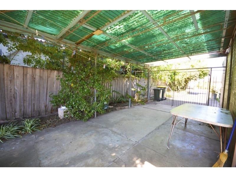 17 Ivanhoe Avenue, St Albans VIC 3021