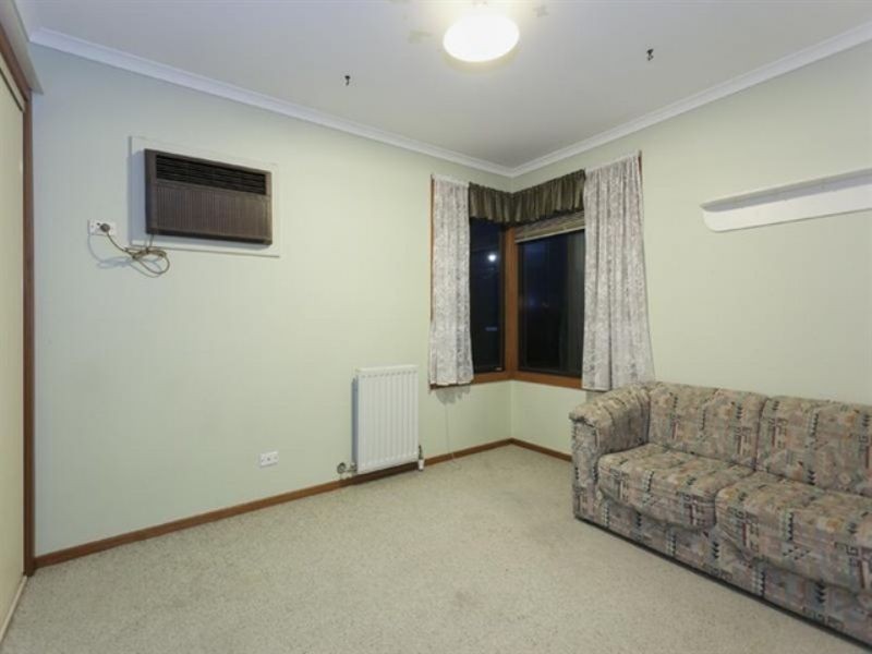 26 Orford Road, St Albans VIC 3021