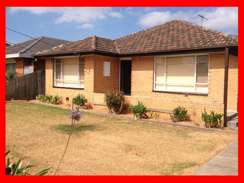 8 Kings Road, St Albans VIC 3021