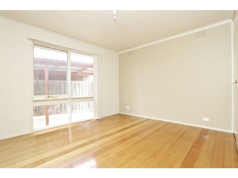 7 Magnolia Avenue, Kings Park VIC 3021