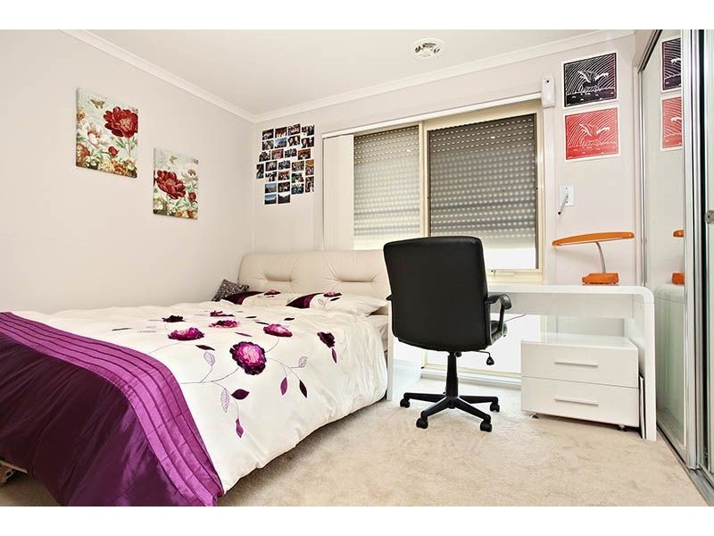 2/46 Ivanhoe Avenue, St Albans VIC 3021