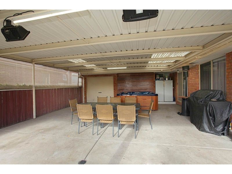 19 Kiparra Close, St Albans VIC 3021