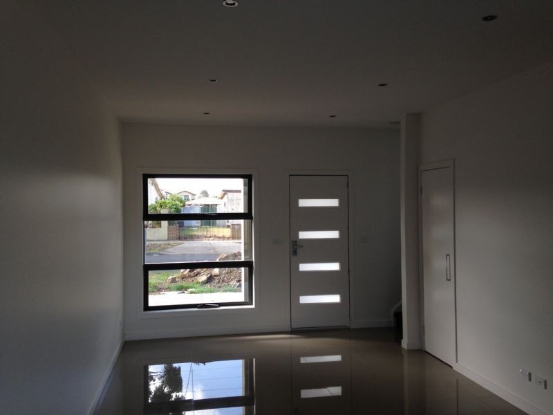 2/85 McArthur Avenue, St Albans VIC 3021