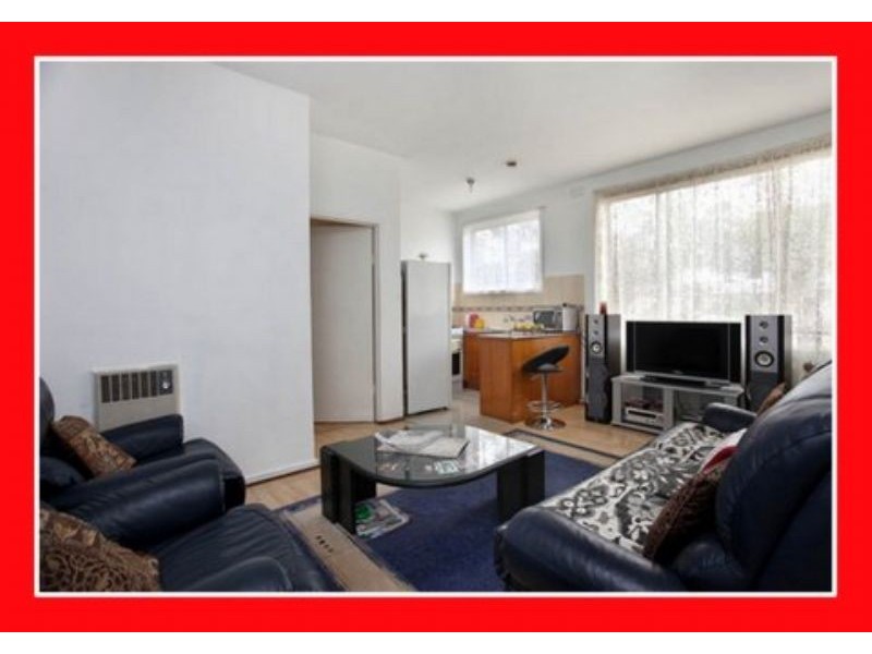 2/12-14 Cranbourne Avenue, Sunshine North VIC 3020