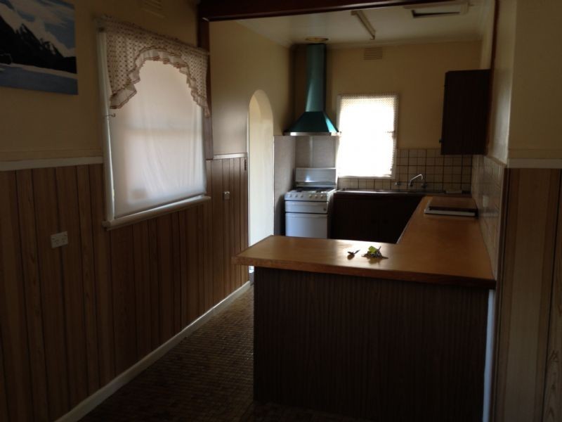 1/21 Mansfield Avenue, Sunshine North VIC 3020