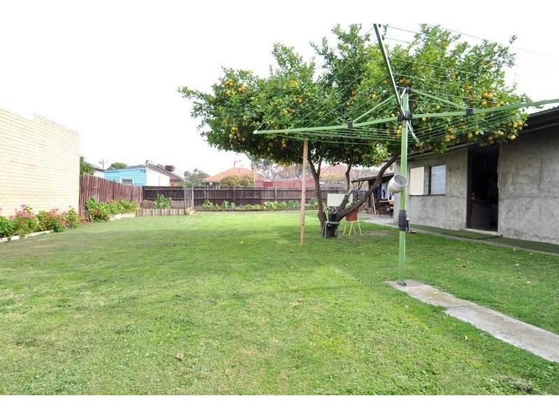 43 Collins Street, St Albans VIC 3021