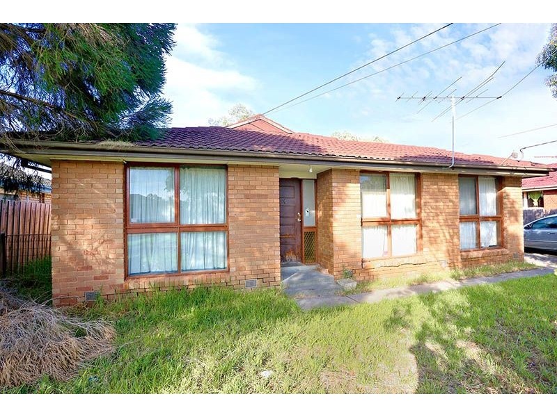 35 Gillespie Road, St Albans VIC 3021