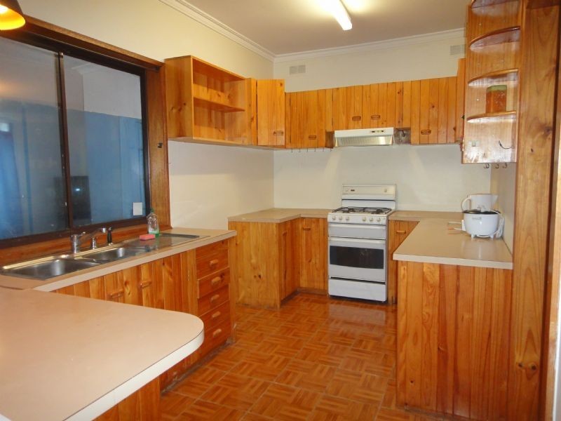 1/27 James Street, St Albans VIC 3021