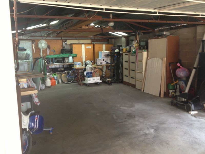 1 Pine Court, Kings Park VIC 3021