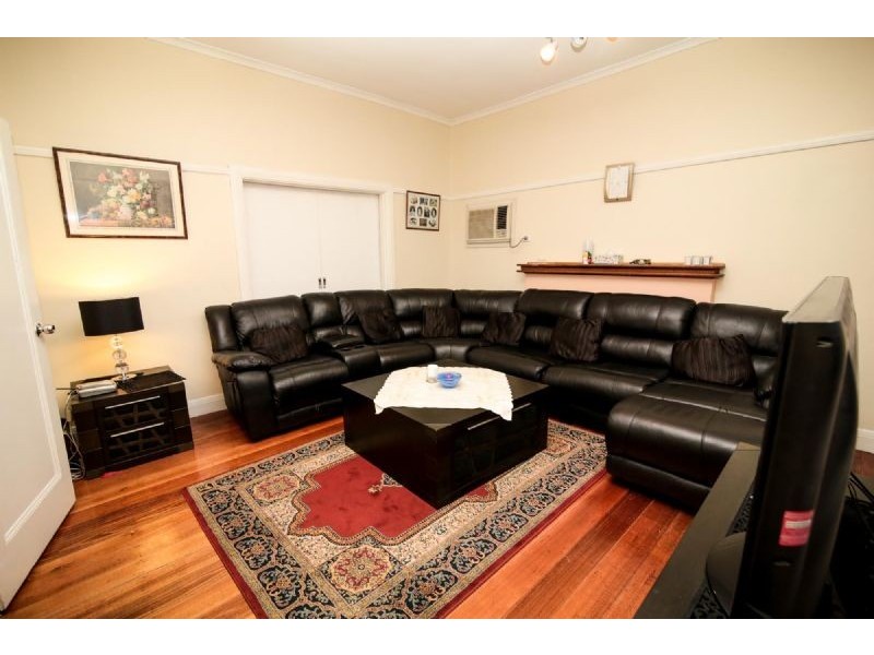 67 Andrew Road, St Albans VIC 3021