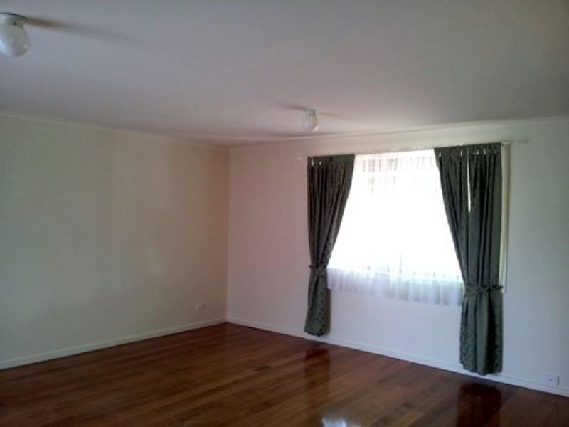 49 Errington Road, St Albans VIC 3021