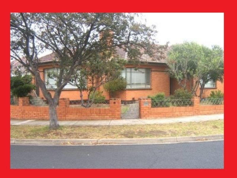 1 Waveney Street, St Albans VIC 3021