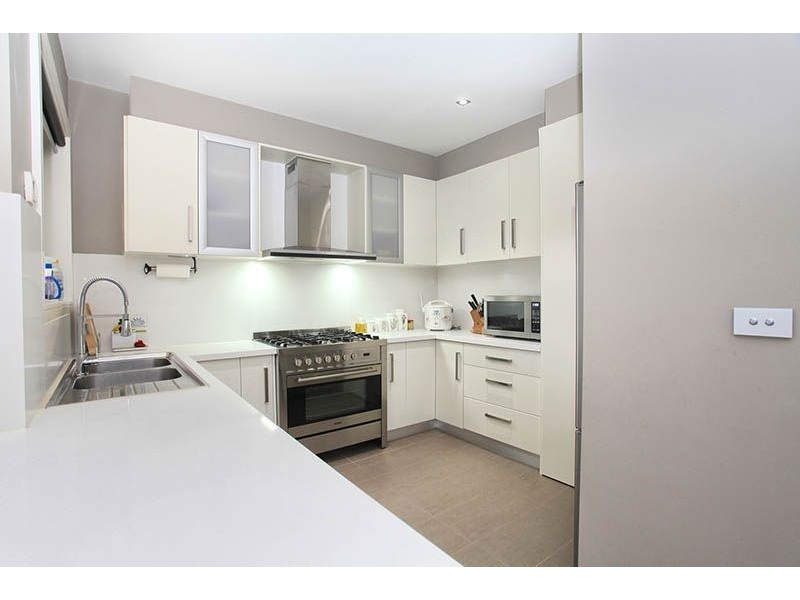 1/51 Walmer Avenue, St Albans VIC 3021