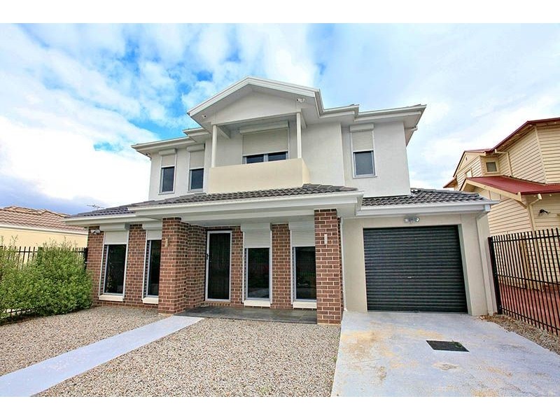 1/51 Walmer Avenue, St Albans VIC 3021