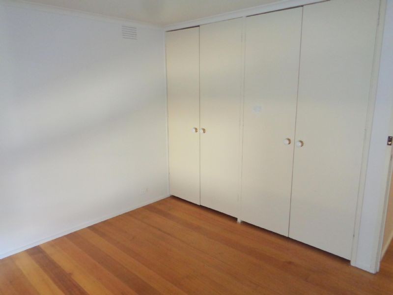 7 Magnolia Avenue, Kings Park VIC 3021